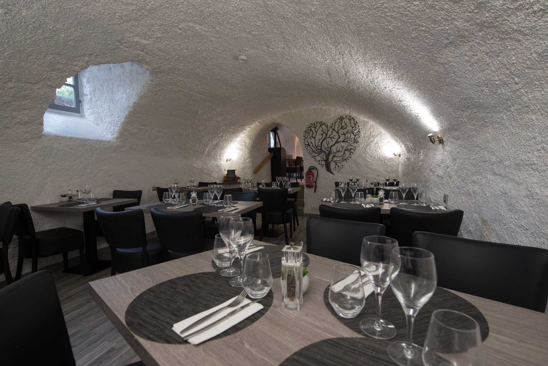 Restaurant O'D&eacute;lices à Guillestre (05) - Salle du bas